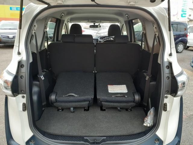 シエンタ ハイブリッドＧ　禁煙車　両側電動スライドドア　オートエアコン　ＥＴＣ　純正ＳＤナビ　ＴＶ　Ｂｌｕｅｔｏｏｔｈ　ＳＤ　ＣＤ　ＡＵＸ　バックカメラ　ドライブレコーダー　社外アルミ　プッシュスタート　３列シート　除菌（28枚目）