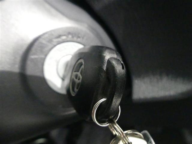 Ｆ　トヨタ認定中古車　ドライブレコーダー　ＥＴＣ　ワンオーナー　記録簿　ＣＤ　キーレス(18枚目)