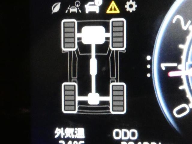 ライズ Ｚ　千葉県内販売　４ＷＤ　フルセグ　メモリーナビ　バックカメラ　衝突被害軽減システム　ＥＴＣ　ＬＥＤヘッドランプ　ワンオーナー　ＣＤ＆ＤＶＤ再生　安全装備　オートクルーズコントロール　アイドリングストップ（6枚目）
