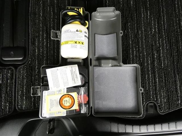 アルファード ２．５Ｓ　Ｃパッケージ　千葉県内販売　サンルーフ　フルセグ　メモリーナビ　後席モニター　バックカメラ　衝突被害軽減システム　ＥＴＣ　両側電動スライドドア　ＬＥＤヘッドランプ　３列シート　ワンオーナー　ＣＤ＆ＤＶＤ再生（17枚目）