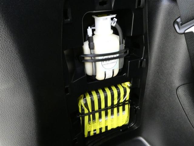 ヴォクシー ZS 煌 フルセグ メモリーナビ 後席モニター バックカメラ ETC 両側電動スライド LEDヘッドランプ 3列シート ウオークスルー DVD再生 乗車定員7人 アイドリングストップ ナビ&TV CD キーレス(16枚目)