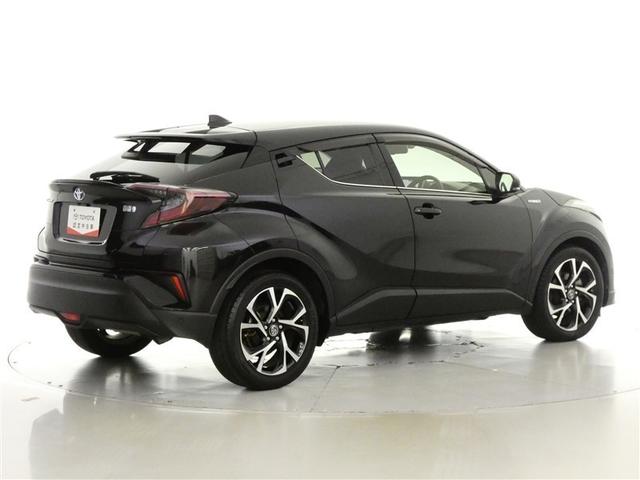 Ｃ－ＨＲ Ｇ　千葉県・茨城県内販売　寒冷地仕様　本革シート　フルセグ　メモリーナビ　バックカメラ　衝突被害軽減システム　ＥＴＣ　ＬＥＤヘッドランプ　ＣＤ＆ＤＶＤ再生　記録簿　安全装備　オートクルーズコントロール（3枚目）