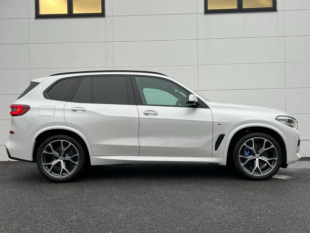 Ｘ５ ｘＤｒｉｖｅ　３５ｄ　Ｍスポーツハイラインパッケージ　純正２１インチアロイホイール　パノラマガラスサンルーフ　ブラックレザーシート　ワンオーナー車　マイルドハイブリッド　ハイラインパッケージ　パーキングアシストプラス　ハンズオフアシスト　ＡＣＣ　ＬＥＤ（46枚目）