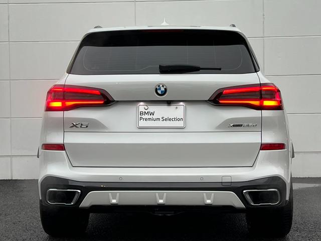 Ｘ５ ｘＤｒｉｖｅ　３５ｄ　Ｍスポーツハイラインパッケージ　純正２１インチアロイホイール　パノラマガラスサンルーフ　ブラックレザーシート　ワンオーナー車　マイルドハイブリッド　ハイラインパッケージ　パーキングアシストプラス　ハンズオフアシスト　ＡＣＣ　ＬＥＤ（52枚目）