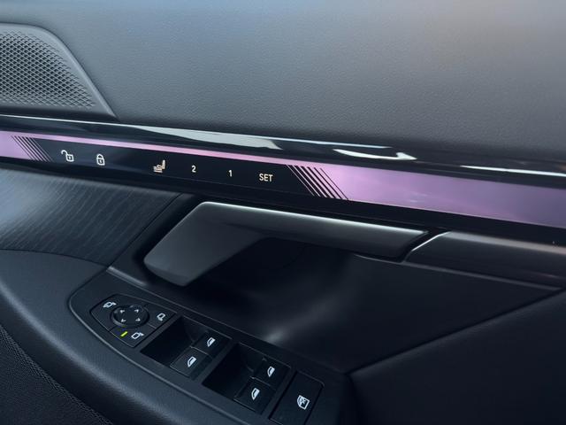 ５シリーズ ５２３ｄ　ｘＤｒｉｖｅ　Ｍスポーツ　ブラックシート・１９ＡＷ・ランバーサポート・後席エアコン・ＡｐｐｌｅＣａｒＰｌａｙ・アンビエントライト・ヘッドアップディスプレイ・全方位カメラ・電動トランク・全席シートヒーター・フルセグ・ＬＥＤ（26枚目）