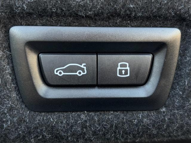 ５シリーズ ５２３ｄ　ｘＤｒｉｖｅ　Ｍスポーツ　ブラックシート・１９ＡＷ・ランバーサポート・後席エアコン・ＡｐｐｌｅＣａｒＰｌａｙ・アンビエントライト・ヘッドアップディスプレイ・全方位カメラ・電動トランク・全席シートヒーター・フルセグ・ＬＥＤ（52枚目）