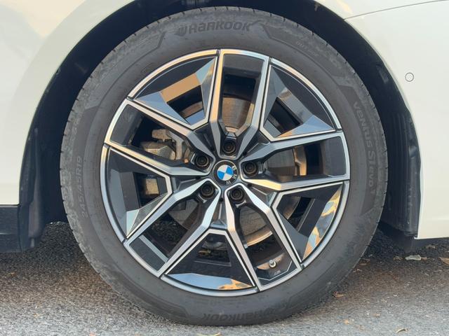 ５シリーズ ５２３ｄ　ｘＤｒｉｖｅ　Ｍスポーツ　ブラックシート・１９ＡＷ・ランバーサポート・後席エアコン・ＡｐｐｌｅＣａｒＰｌａｙ・アンビエントライト・ヘッドアップディスプレイ・全方位カメラ・電動トランク・全席シートヒーター・フルセグ・ＬＥＤ（54枚目）