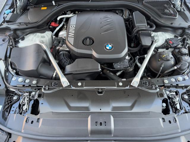 ５シリーズ ５２３ｄ　ｘＤｒｉｖｅ　Ｍスポーツ　ブラックシート・１９ＡＷ・ランバーサポート・後席エアコン・ＡｐｐｌｅＣａｒＰｌａｙ・アンビエントライト・ヘッドアップディスプレイ・全方位カメラ・電動トランク・全席シートヒーター・フルセグ・ＬＥＤ（55枚目）