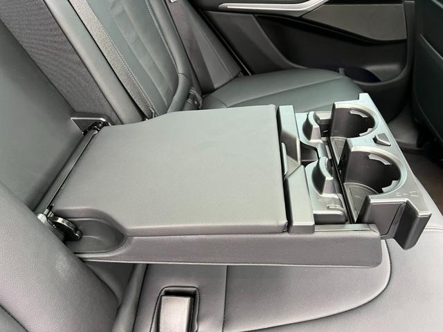 Ｘ５ Ｍ５０ｉ　パノラマガラスルーフ・マッサージシート・Ｆベンチレーションシート・２２インチ・黒革・保冷・保温機能付カップホルダー・ヘッドアップディスプレイ・アクティブクルーズコントロール・ソフトクローズドア（15枚目）