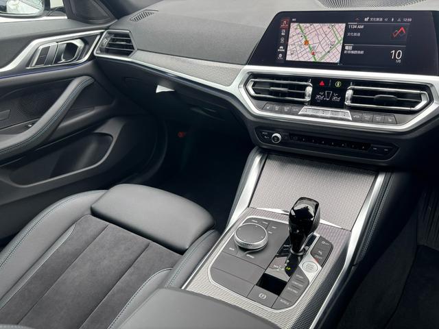 ４シリーズ ４２０ｉグランクーペ　Ｍスポーツ　ブラックシート・電動トランク・１８ＡＷ・アクティブクルーズコントロール・ＡｐｐｌｅＣａｒＰｌａｙ・アンビエントライト・前席シートヒーター・衝突被害軽減ブレーキ・電動シート・ＬＥＤライト（24枚目）