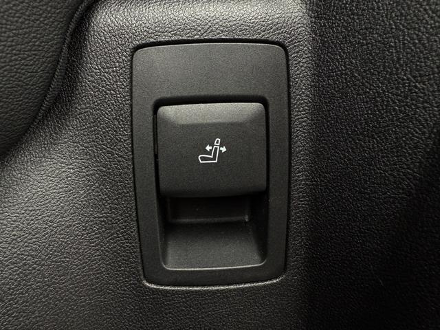 Ｘ３ ｘＤｒｉｖｅ　２０ｄ　Ｍスポーツ　全国２年保証付　ヴァーネスカレザーブラック　ハーマン音響　ハンドルヒータ　１９インチＡＷ　ＡＣＣ　ハンズオフアシスト　全周囲カメラ　ヘッドアップディスプレイ　地デジＴＶナビ　　ＡｐｐｌｅＣａｒＰｌａｙ（13枚目）