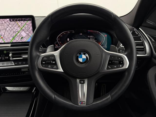 Ｘ３ ｘＤｒｉｖｅ　２０ｄ　Ｍスポーツ　全国２年保証付　ヴァーネスカレザーブラック　ハーマン音響　ハンドルヒータ　１９インチＡＷ　ＡＣＣ　ハンズオフアシスト　全周囲カメラ　ヘッドアップディスプレイ　地デジＴＶナビ　　ＡｐｐｌｅＣａｒＰｌａｙ（18枚目）