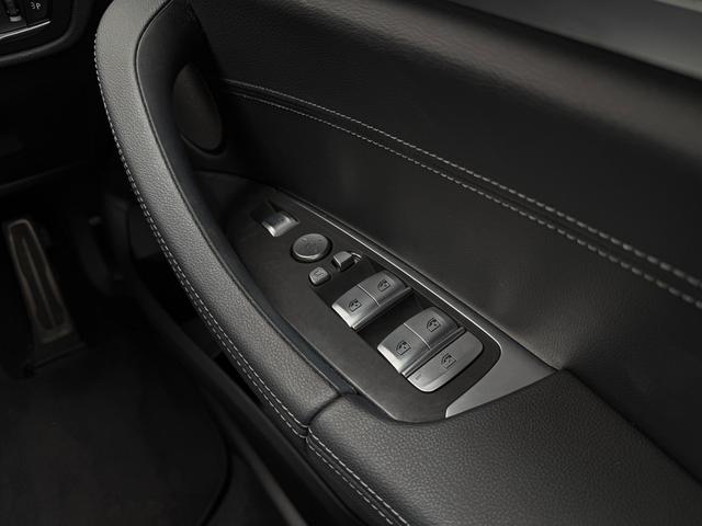 Ｘ３ ｘＤｒｉｖｅ　２０ｄ　Ｍスポーツ　全国２年保証付　ヴァーネスカレザーブラック　ハーマン音響　ハンドルヒータ　１９インチＡＷ　ＡＣＣ　ハンズオフアシスト　全周囲カメラ　ヘッドアップディスプレイ　地デジＴＶナビ　　ＡｐｐｌｅＣａｒＰｌａｙ（26枚目）