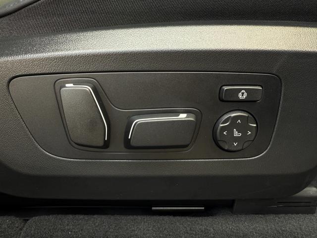 Ｘ３ ２０ｄ　ｘＤｒｉｖｅ　Ｍスポーツ　令和１０年５月保証付　Ｍアルカンタラ／ヴェガンザ・コンビネーション　ブラック　オプション２０ＡＷ　ＡｐｐｌｅＣａｒＰｌａｙ　ヘッドアップディスプレイ　アンビエントライト　アクティブクルーズコントロール（10枚目）