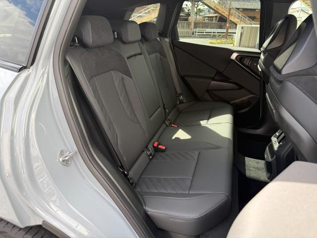 Ｘ３ ２０ｄ　ｘＤｒｉｖｅ　Ｍスポーツ　令和１０年５月保証付　Ｍアルカンタラ／ヴェガンザ・コンビネーション　ブラック　オプション２０ＡＷ　ＡｐｐｌｅＣａｒＰｌａｙ　ヘッドアップディスプレイ　アンビエントライト　アクティブクルーズコントロール（11枚目）