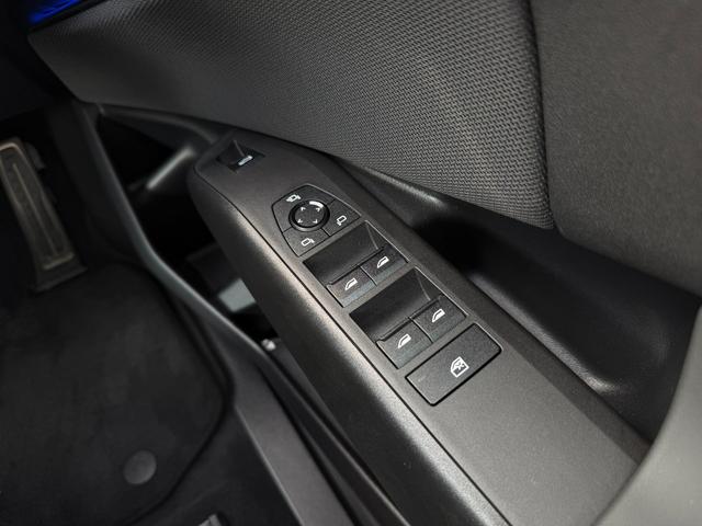 Ｘ３ ２０ｄ　ｘＤｒｉｖｅ　Ｍスポーツ　令和１０年５月保証付　Ｍアルカンタラ／ヴェガンザ・コンビネーション　ブラック　オプション２０ＡＷ　ＡｐｐｌｅＣａｒＰｌａｙ　ヘッドアップディスプレイ　アンビエントライト　アクティブクルーズコントロール（23枚目）