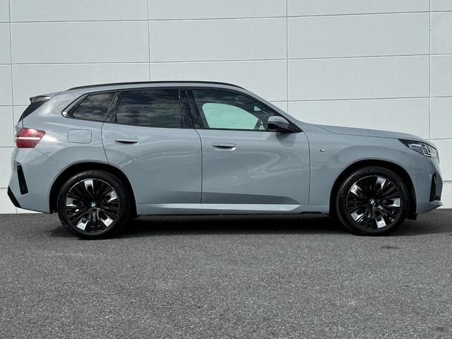 Ｘ３ ２０ｄ　ｘＤｒｉｖｅ　Ｍスポーツ　令和１０年５月保証付　Ｍアルカンタラ／ヴェガンザ・コンビネーション　ブラック　オプション２０ＡＷ　ＡｐｐｌｅＣａｒＰｌａｙ　ヘッドアップディスプレイ　アンビエントライト　アクティブクルーズコントロール（53枚目）