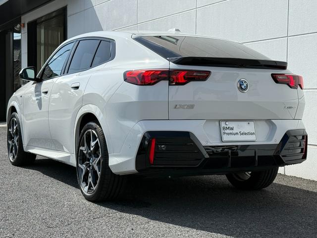 ｉＸ２ ｘＤｒｉｖｅ　３０　Ｍスポーツ　ハイラインパッケージ　令和９年１２月保証付　ヴァーネスカ・レザー　オイスター　パノラマガラスルーフ　オプション２０ＡＷ　ｈａｒｍａｎ／ｋａｒｄｏｎ　ＡｐｐｌｅＣａｒＰｌａｙ　ヘッドアップディスプレイ　アンビエントライト（59枚目）