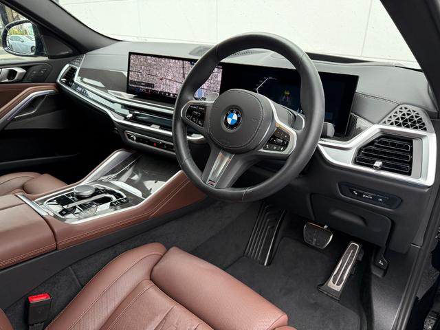 X6 xDrive 35d Mスポーツ 令和10年2月保証付 BMW Individual エクステンド・レザー・メリノ コーヒー・ブラウン オプション22AW カーボントリム harman/kardon 前席シートベンチレーション(5枚目)