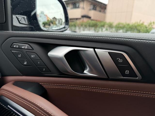 X6 xDrive 35d Mスポーツ 令和10年2月保証付 BMW Individual エクステンド・レザー・メリノ コーヒー・ブラウン オプション22AW カーボントリム harman/kardon 前席シートベンチレーション(23枚目)