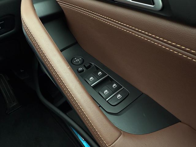 X6 xDrive 35d Mスポーツ 令和10年2月保証付 BMW Individual エクステンド・レザー・メリノ コーヒー・ブラウン オプション22AW カーボントリム harman/kardon 前席シートベンチレーション(24枚目)