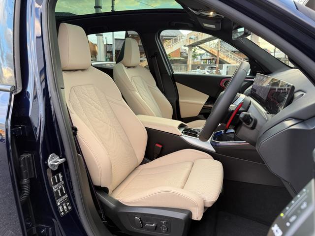 X3 M50 xDrive 2028年5月まで保証付 サンルーフ 20AW ヴェガンザカームベージュ シートヒーター/ベンチレーション ステアリングヒーター HarmanKardon 前後純正ドラレコ レッドキャリパー(6枚目)