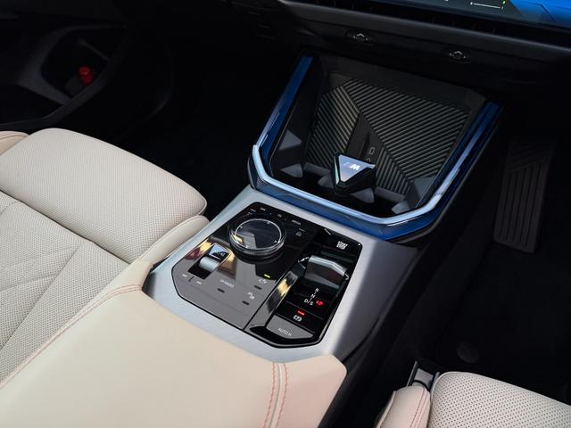 X3 M50 xDrive 2028年5月まで保証付 サンルーフ 20AW ヴェガンザカームベージュ シートヒーター/ベンチレーション ステアリングヒーター HarmanKardon 前後純正ドラレコ レッドキャリパー(39枚目)