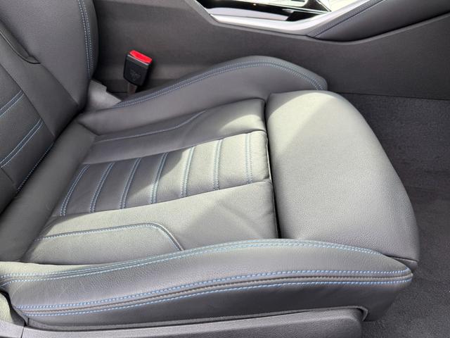 2シリーズ 220iクーペ Mスポーツ 全国2年保証付 Mspヴァーネスカレザーブラック MspシートP コンフォートP 18AW 全周囲カメラ ACC ヘッドアップディスプレイ カーブドディスプレイ シートヒータ AppleCarPlay(8枚目)