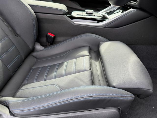 2シリーズ 220iクーペ Mスポーツ 全国2年保証付 Mspヴァーネスカレザーブラック MspシートP コンフォートP 18AW 全周囲カメラ ACC ヘッドアップディスプレイ カーブドディスプレイ シートヒータ AppleCarPlay(9枚目)