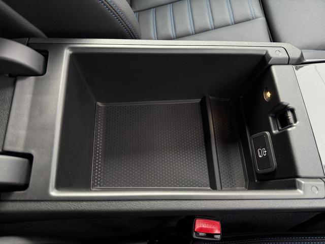 2シリーズ 220iクーペ Mスポーツ 全国2年保証付 Mspヴァーネスカレザーブラック MspシートP コンフォートP 18AW 全周囲カメラ ACC ヘッドアップディスプレイ カーブドディスプレイ シートヒータ AppleCarPlay(40枚目)