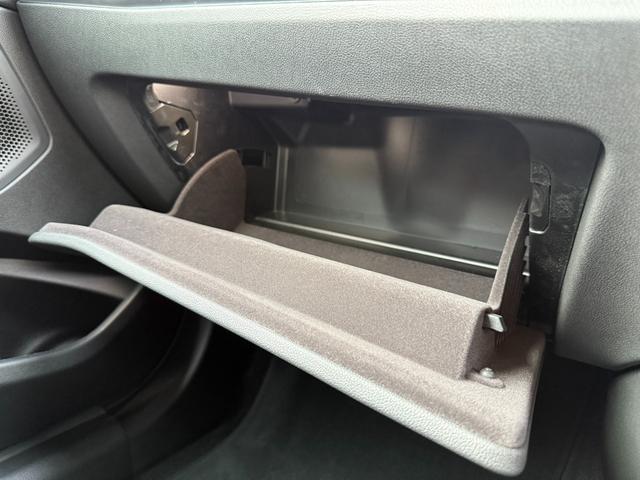 2シリーズ 220iクーペ Mスポーツ 全国2年保証付 Mspヴァーネスカレザーブラック MspシートP コンフォートP 18AW 全周囲カメラ ACC ヘッドアップディスプレイ カーブドディスプレイ シートヒータ AppleCarPlay(41枚目)