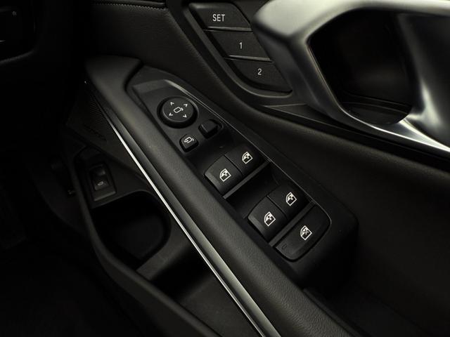 M3 M3 MTファイナル・エディション 全国2年保証付150台限定車ブラック&レッドレザーシート 19/20AW レッドMキャリパー カーボントリム 可変バルブ AppleCarPlay ヘッドアップディスプレイ 電動トランク 360カメラ(22枚目)