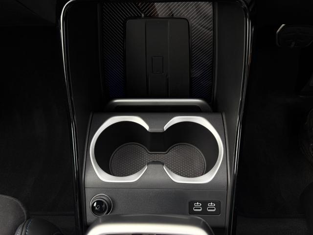 X1 sDrive 18i Mスポーツ 令和10年5月保証付  M アルカンタラ/ヴェガンザ・コンビネーション ブラック 18AW AppleCarPlay ヘッドアップディスプレイ アンビエントライト テクノロジーパッケージ ACC(40枚目)