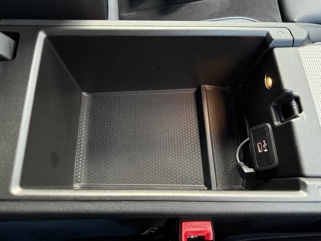 3シリーズ 320d xDriveツーリング Mスポーツ 全国2年保証付 アルカンタラ/センサテック・ブラックシート コンフォートPKG 18AW アクティブクルーズコントロール 電動トランク LEDヘッドライト アンビエントライト AppleCarPlay(36枚目)