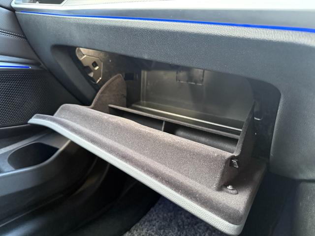 3シリーズ 320d xDriveツーリング Mスポーツ 全国2年保証付 アルカンタラ/センサテック・ブラックシート コンフォートPKG 18AW アクティブクルーズコントロール 電動トランク LEDヘッドライト アンビエントライト AppleCarPlay(37枚目)