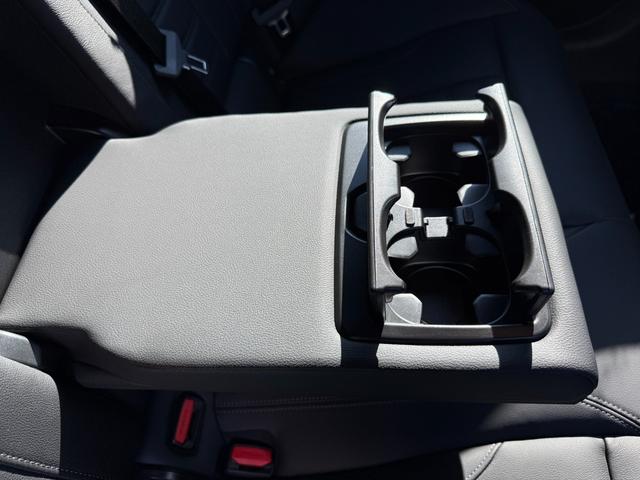 i4 eDrive 40 Mスポーツ 全国2年保証付   ヴァーネスカ・レザーシート ブラック 18AW ハイラインパッケージ  コンフォートパッケージ 全周囲カメラ AppleCarPlay ヘッドアップディスプレイ アンビエントライト(13枚目)