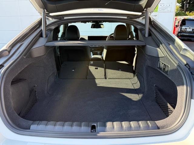 i4 eDrive 40 Mスポーツ 全国2年保証付   ヴァーネスカ・レザーシート ブラック 18AW ハイラインパッケージ  コンフォートパッケージ 全周囲カメラ AppleCarPlay ヘッドアップディスプレイ アンビエントライト(46枚目)