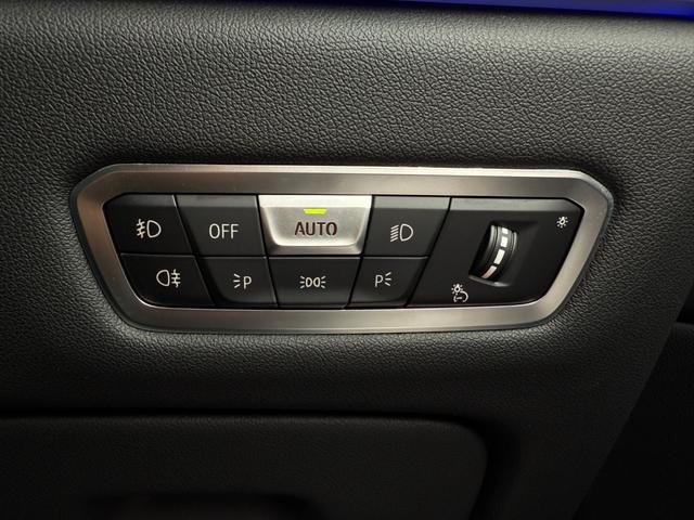 Ｘ７ ｘＤｒｉｖｅ　３５ｄ　Ｍスポーツ　全国２年保証付　タイヤ４本交換　ブラックレザー　パノラマサンルーフ　リアエンタテイメント　ウェルネスＰＫＧ　保冷保温カップホルダー　２１インチＡＷ　６人乗り　ＨａｒｍａｎＫａｒｄｏｎ音響（36枚目）