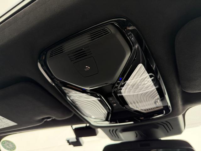 Ｘ７ ｘＤｒｉｖｅ　３５ｄ　Ｍスポーツ　全国２年保証付　タイヤ４本交換　ブラックレザー　パノラマサンルーフ　リアエンタテイメント　ウェルネスＰＫＧ　保冷保温カップホルダー　２１インチＡＷ　６人乗り　ＨａｒｍａｎＫａｒｄｏｎ音響（54枚目）