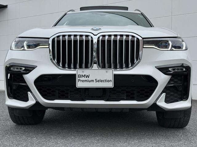 Ｘ７ ｘＤｒｉｖｅ　３５ｄ　Ｍスポーツ　全国２年保証付　タイヤ４本交換　ブラックレザー　パノラマサンルーフ　リアエンタテイメント　ウェルネスＰＫＧ　保冷保温カップホルダー　２１インチＡＷ　６人乗り　ＨａｒｍａｎＫａｒｄｏｎ音響（64枚目）