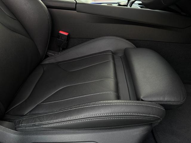 Ｚ４ ｓＤｒｉｖｅ２０ｉ　Ｍスポーツ　全国２年保証付　　ヴァーネスカ・レザー　ブラック　１８ＡＷ　セレクトパッケージ　ｈａｒｍａｎ／ｋａｒｄｏｎ　ステアリングヒーター　フルセグＡｐｐｌｅＣａｒＰｌａｙ　ヘッドアップディスプレイ　Ｓヒーター（9枚目）