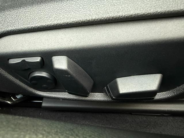 Ｚ４ ｓＤｒｉｖｅ２０ｉ　Ｍスポーツ　全国２年保証付　　ヴァーネスカ・レザー　ブラック　１８ＡＷ　セレクトパッケージ　ｈａｒｍａｎ／ｋａｒｄｏｎ　ステアリングヒーター　フルセグＡｐｐｌｅＣａｒＰｌａｙ　ヘッドアップディスプレイ　Ｓヒーター（10枚目）