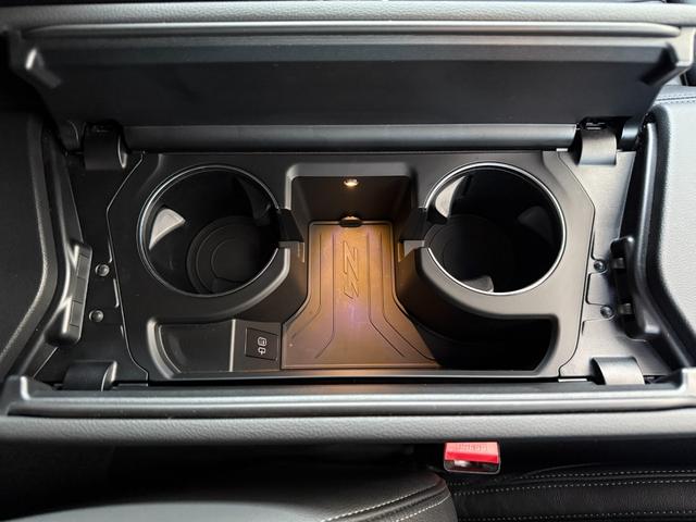 Ｚ４ ｓＤｒｉｖｅ２０ｉ　Ｍスポーツ　全国２年保証付　　ヴァーネスカ・レザー　ブラック　１８ＡＷ　セレクトパッケージ　ｈａｒｍａｎ／ｋａｒｄｏｎ　ステアリングヒーター　フルセグＡｐｐｌｅＣａｒＰｌａｙ　ヘッドアップディスプレイ　Ｓヒーター（34枚目）