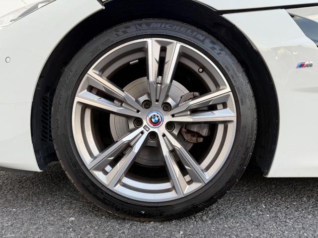 Ｚ４ ｓＤｒｉｖｅ２０ｉ　Ｍスポーツ　全国２年保証付　　ヴァーネスカ・レザー　ブラック　１８ＡＷ　セレクトパッケージ　ｈａｒｍａｎ／ｋａｒｄｏｎ　ステアリングヒーター　フルセグＡｐｐｌｅＣａｒＰｌａｙ　ヘッドアップディスプレイ　Ｓヒーター（40枚目）