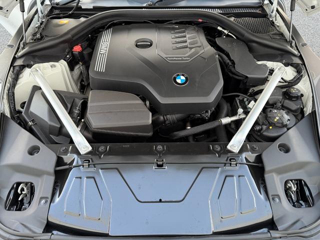 Ｚ４ ｓＤｒｉｖｅ２０ｉ　Ｍスポーツ　全国２年保証付　　ヴァーネスカ・レザー　ブラック　１８ＡＷ　セレクトパッケージ　ｈａｒｍａｎ／ｋａｒｄｏｎ　ステアリングヒーター　フルセグＡｐｐｌｅＣａｒＰｌａｙ　ヘッドアップディスプレイ　Ｓヒーター（42枚目）