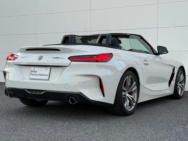 Ｚ４ ｓＤｒｉｖｅ２０ｉ　Ｍスポーツ　全国２年保証付　　ヴァーネスカ・レザー　ブラック　１８ＡＷ　セレクトパッケージ　ｈａｒｍａｎ／ｋａｒｄｏｎ　ステアリングヒーター　フルセグＡｐｐｌｅＣａｒＰｌａｙ　ヘッドアップディスプレイ　Ｓヒーター（46枚目）