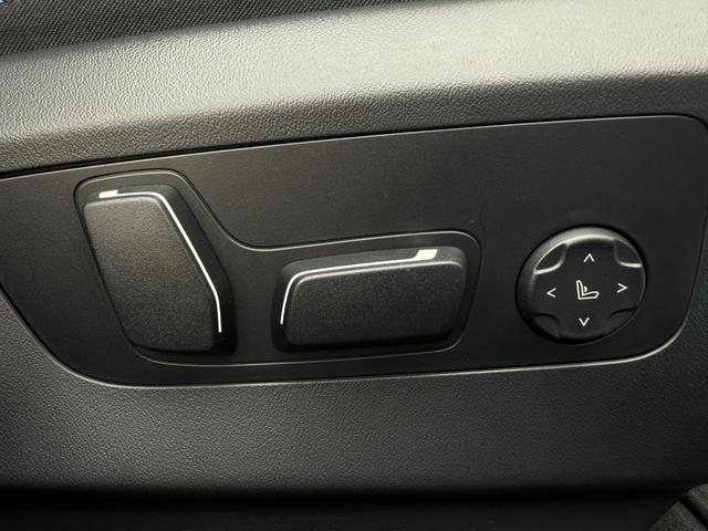 ５シリーズ ５２３ｄ　ｘＤｒｉｖｅ　Ｍスポーツ　全国２年保証付　Ｍ　アルカンタラヴェガンザ・コンビネーション　ブラック　１９ＡＷ　コンフォートドライビングＰＫＧアダプティブサスペンション　後輪操舵　ＡｐｐｌｅＣａｒＰｌａｙ　ヘッドアップディスプレイ（10枚目）