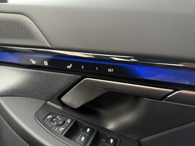 ５シリーズ ５２３ｄ　ｘＤｒｉｖｅ　Ｍスポーツ　全国２年保証付　Ｍ　アルカンタラヴェガンザ・コンビネーション　ブラック　１９ＡＷ　コンフォートドライビングＰＫＧアダプティブサスペンション　後輪操舵　ＡｐｐｌｅＣａｒＰｌａｙ　ヘッドアップディスプレイ（23枚目）