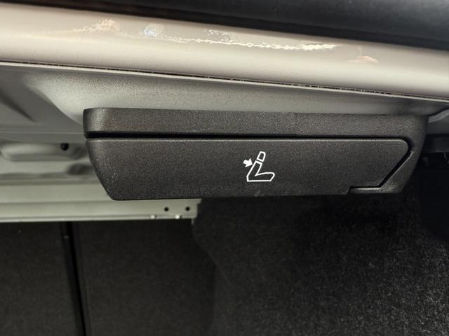 ５シリーズ ５２３ｄ　ｘＤｒｉｖｅ　Ｍスポーツ　全国２年保証付　Ｍ　アルカンタラヴェガンザ・コンビネーション　ブラック　１９ＡＷ　コンフォートドライビングＰＫＧアダプティブサスペンション　後輪操舵　ＡｐｐｌｅＣａｒＰｌａｙ　ヘッドアップディスプレイ（47枚目）