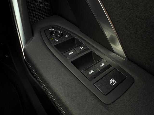 X1 xDrive 20i xライン ハイラインパッケージ 全国2年保証付 ヴァーネスカ・レザーブラック 18AW ハイラインパッケージ harman/kardon 全周囲カメラ AppleCarPlay ヘッドアップディスプレイ アンビエントライト ACC(24枚目)